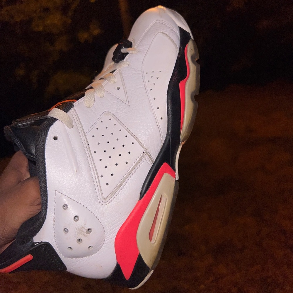 Jordan 6 Low Infrared